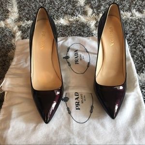 Like New Prada Patent Leather Pumps